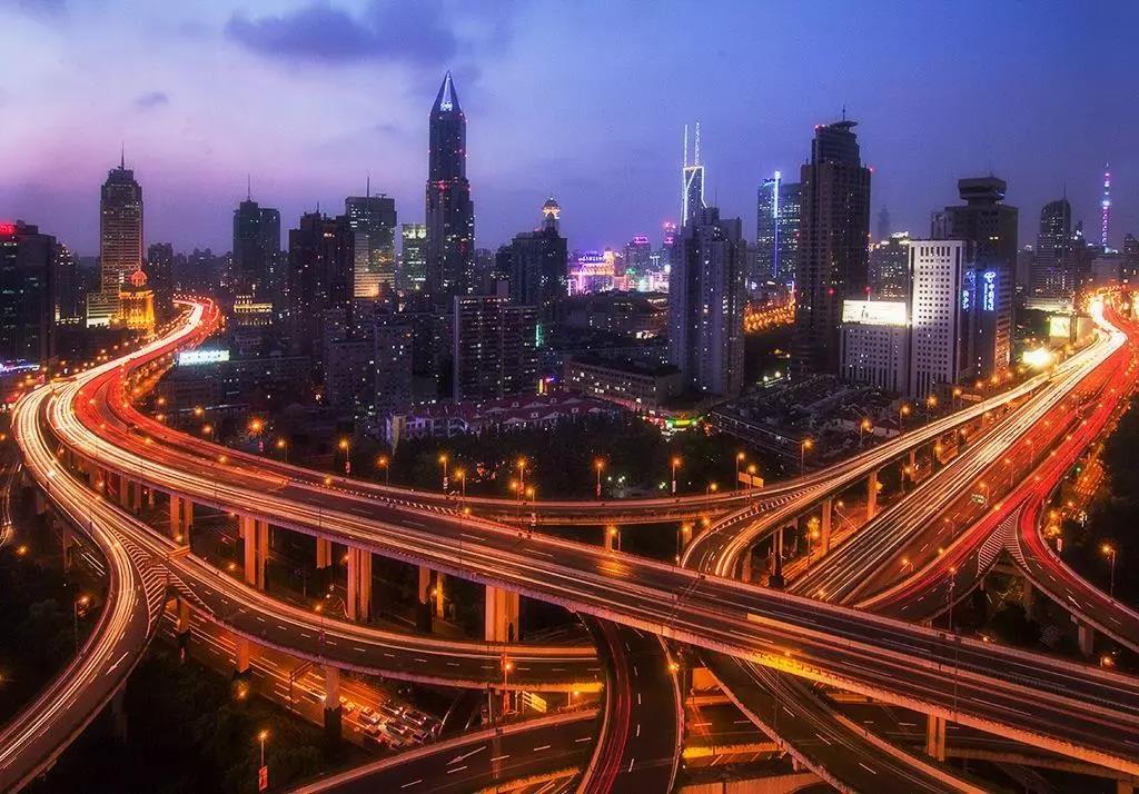 科技日新月异阴晴圆缺